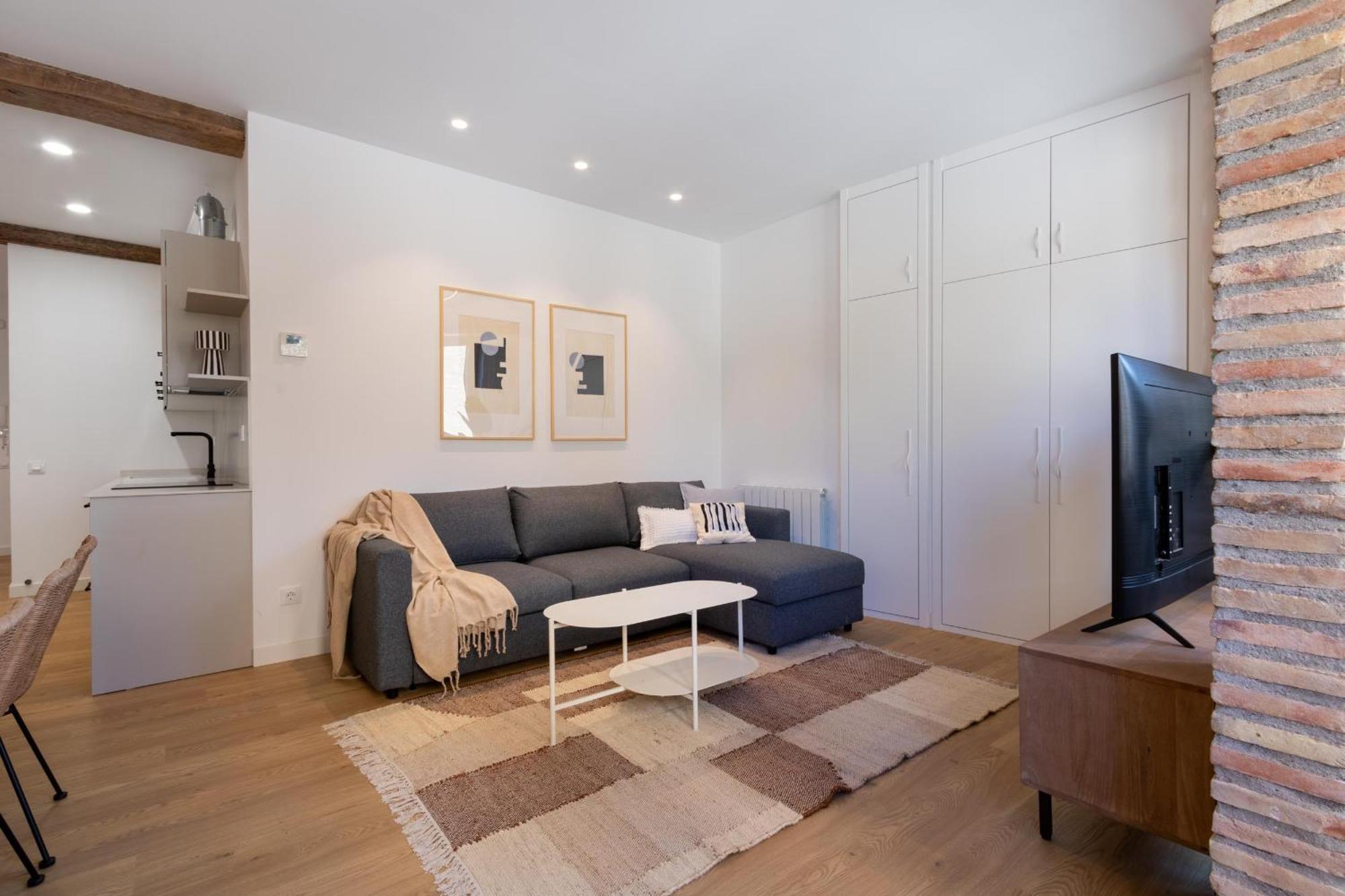 Daniela'S Lovely Apartment Aire Y Wifi By Apartamentos ログローニョ エクステリア 写真