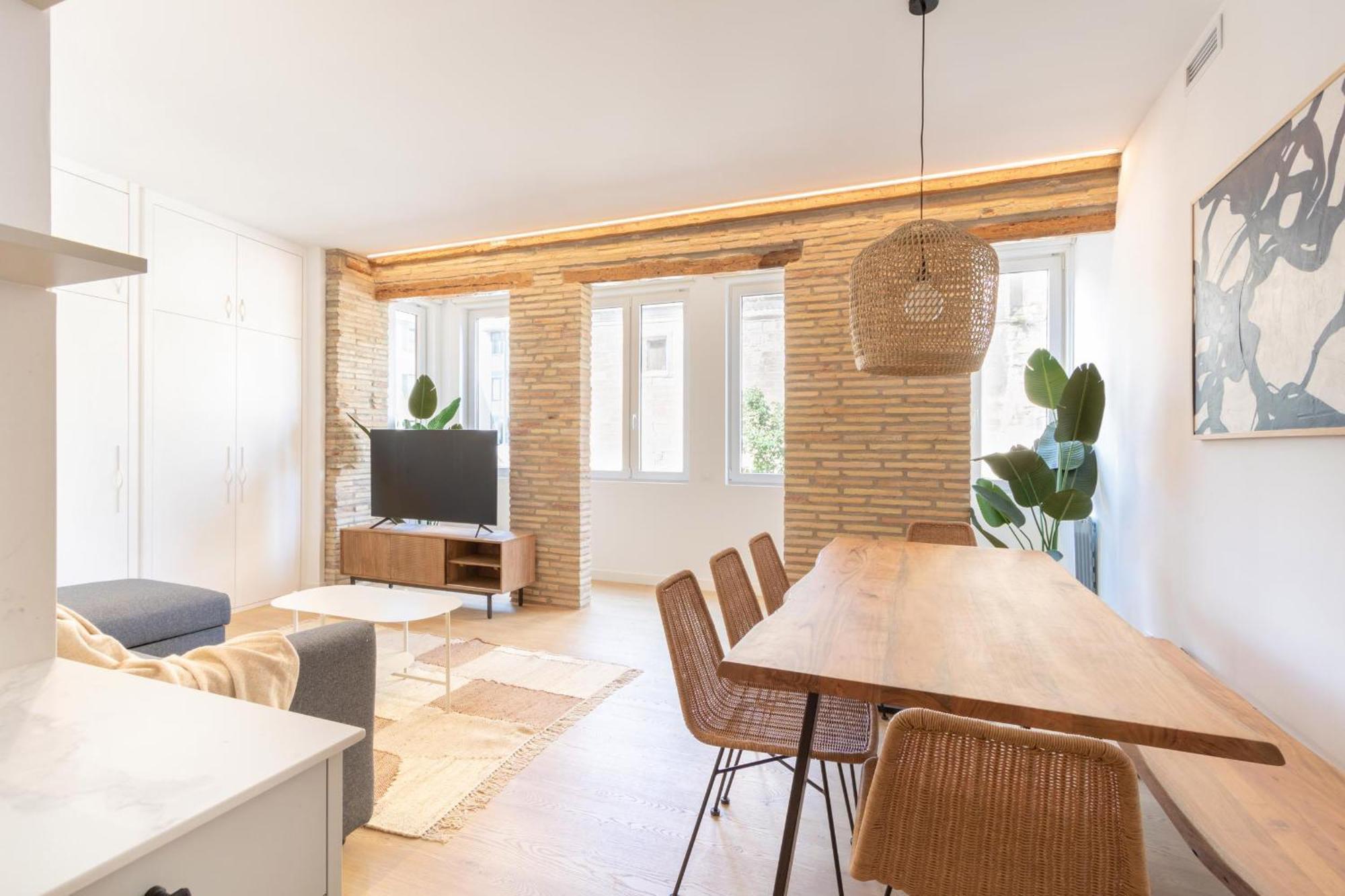 Daniela'S Lovely Apartment Aire Y Wifi By Apartamentos ログローニョ エクステリア 写真